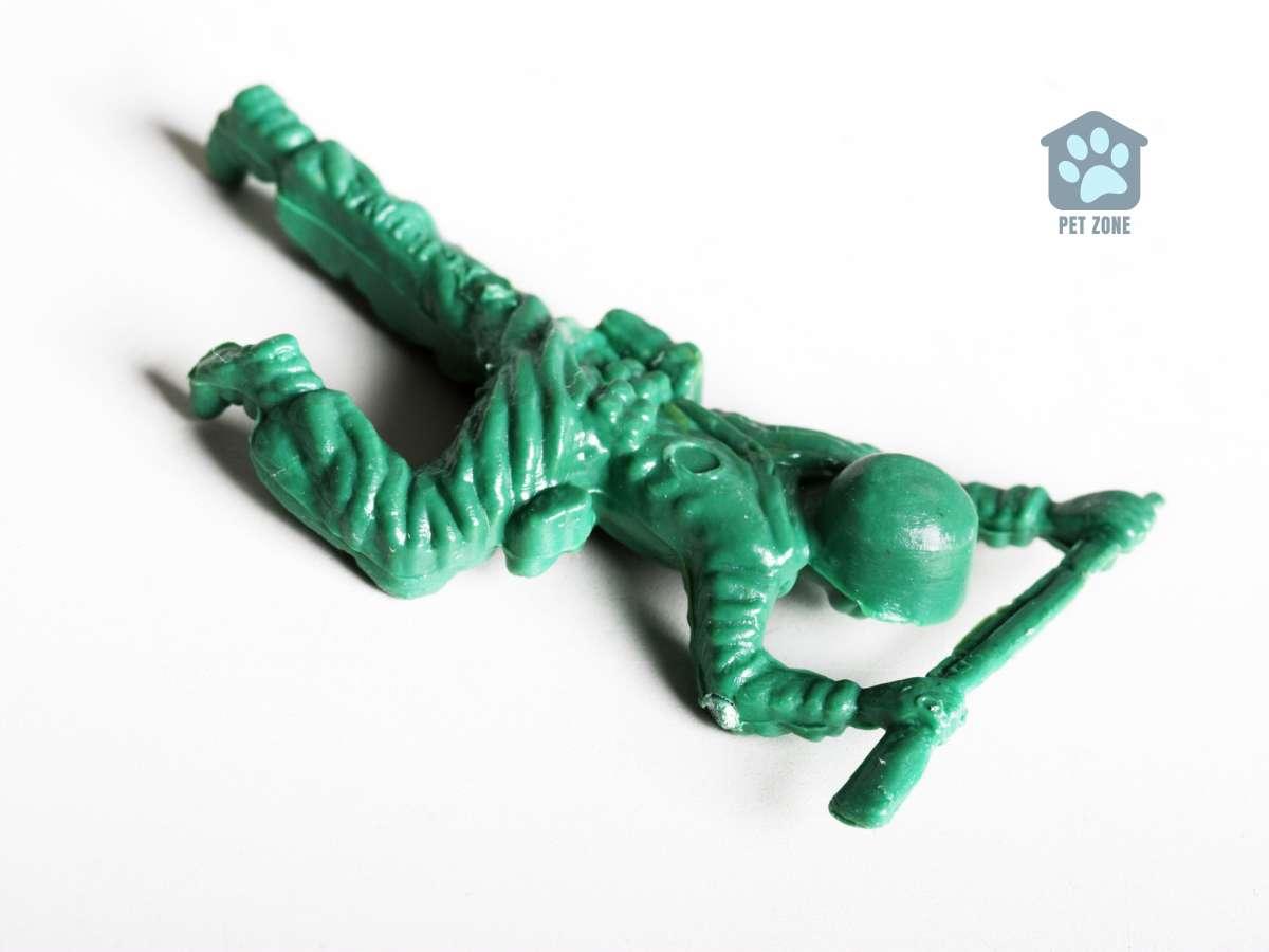 toy army solder crawling